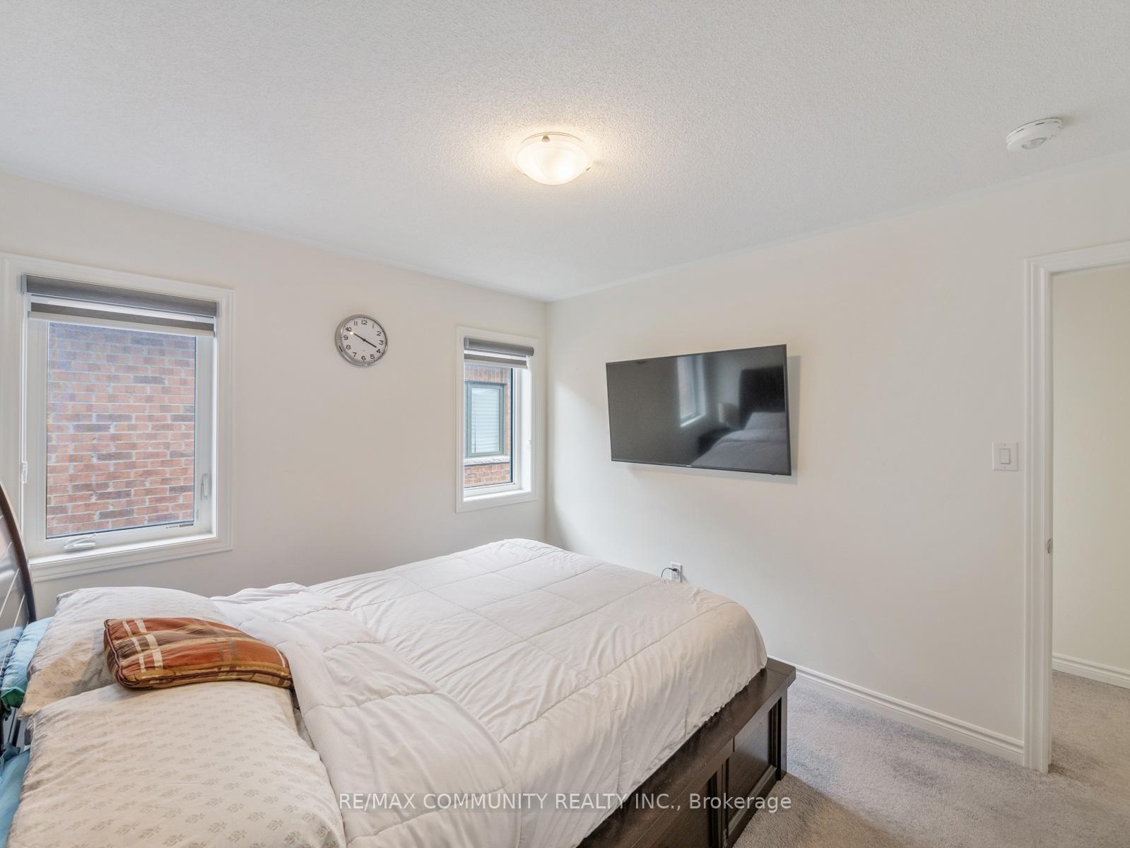 Photo 36 of 80 Barkerville Drive, Whitby, Lynde Creek — HOMEH