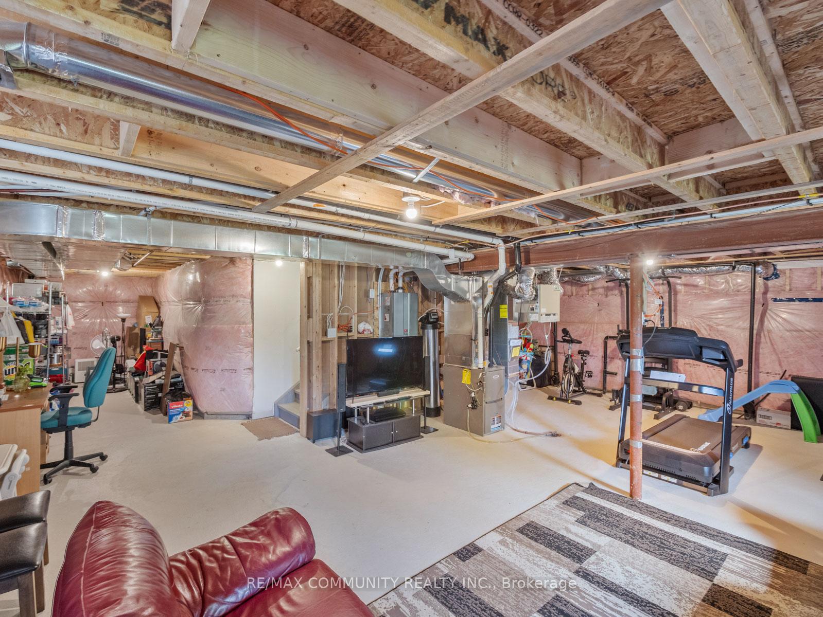Photo 39 of 80 Barkerville Drive, Whitby, Lynde Creek — HOMEH