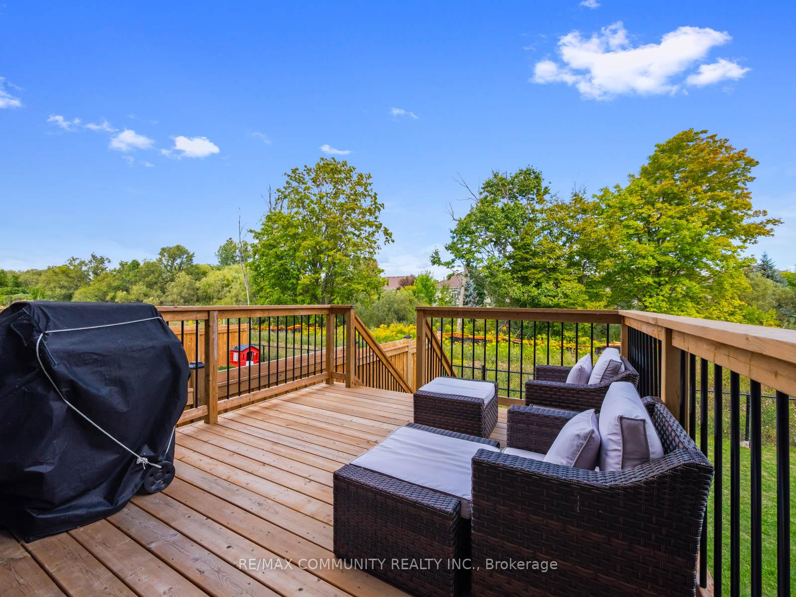 Photo 40 of 80 Barkerville Drive, Whitby, Lynde Creek — HOMEH