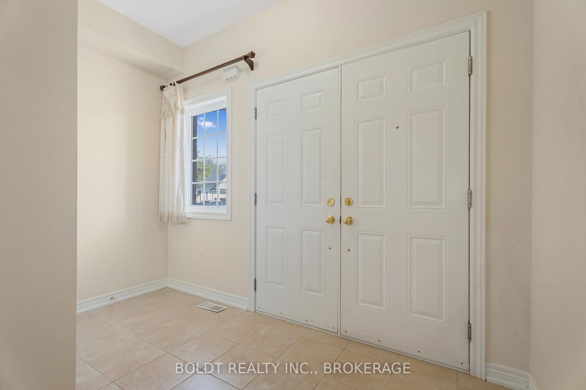 Photo 6 of 4 Henley Court, Welland, Dain City — HOMEH