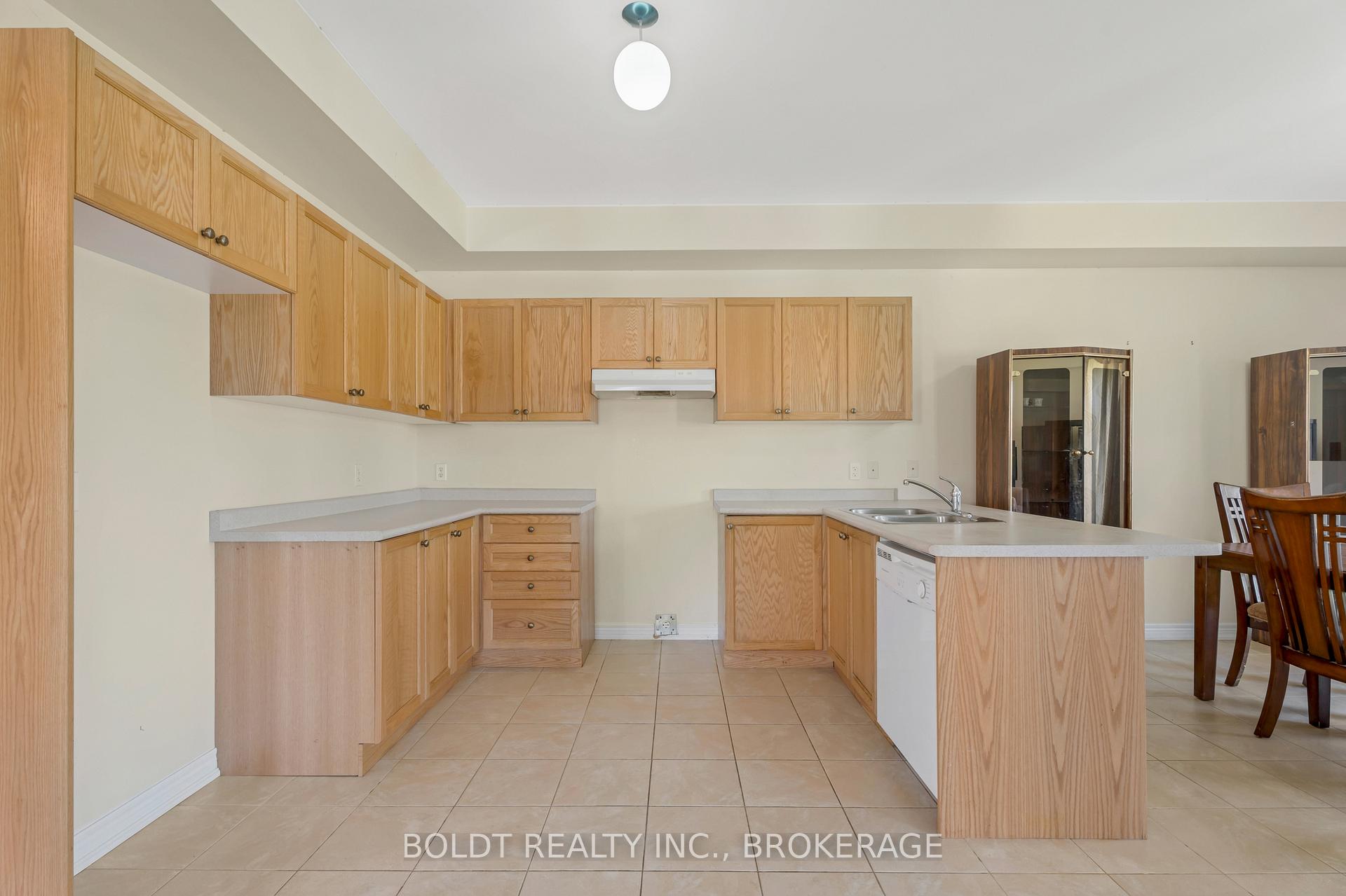 Photo 11 of 4 Henley Court, Welland, Dain City — HOMEH