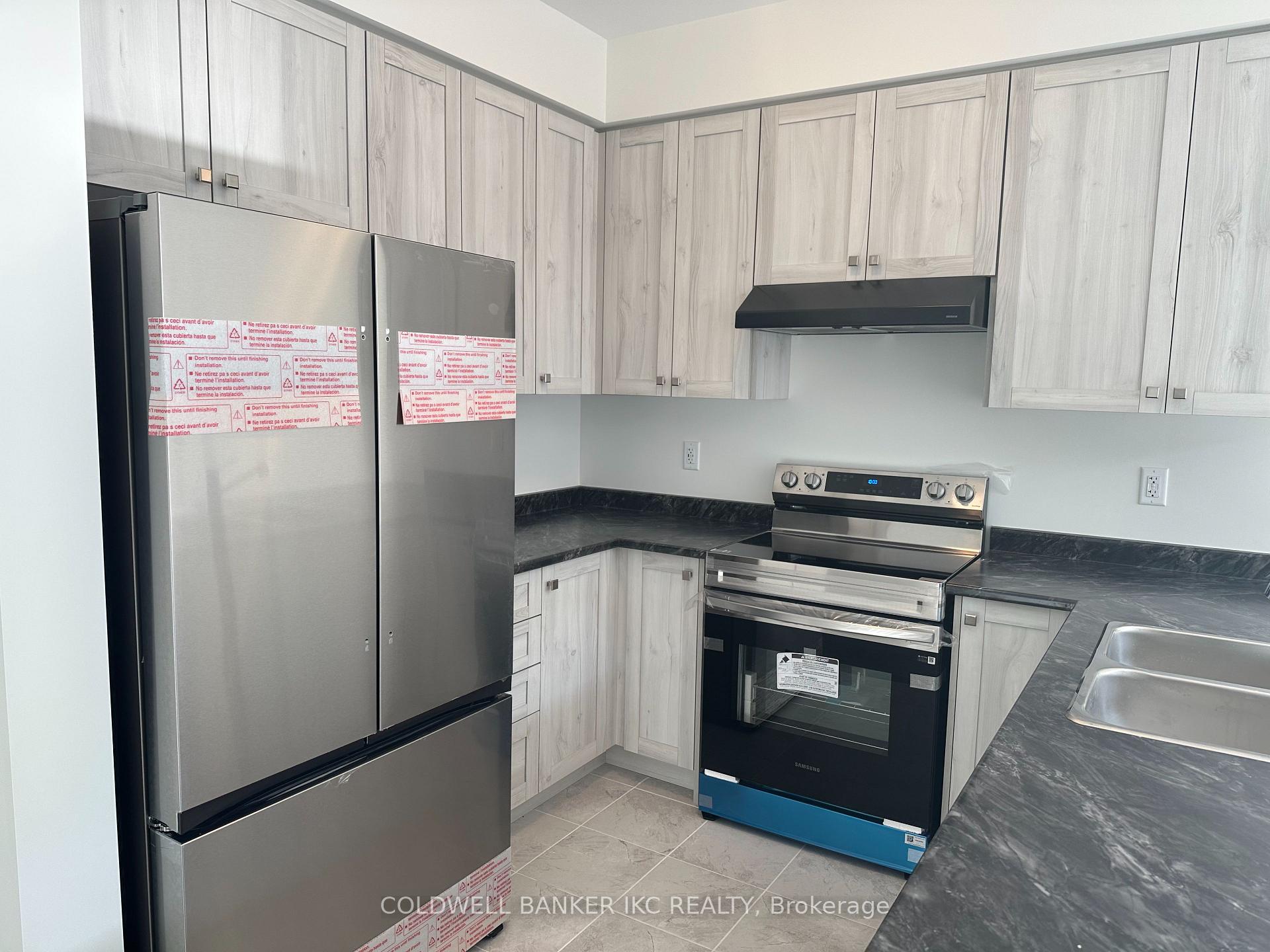 Photo 10 of 101 Masters Street, Welland, Dain City — HOMEH