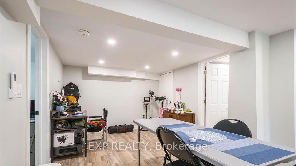 Photo 5 of Unit Unit B, 99 Bay Drive, Belleville, Belleville Ward — HOMEH