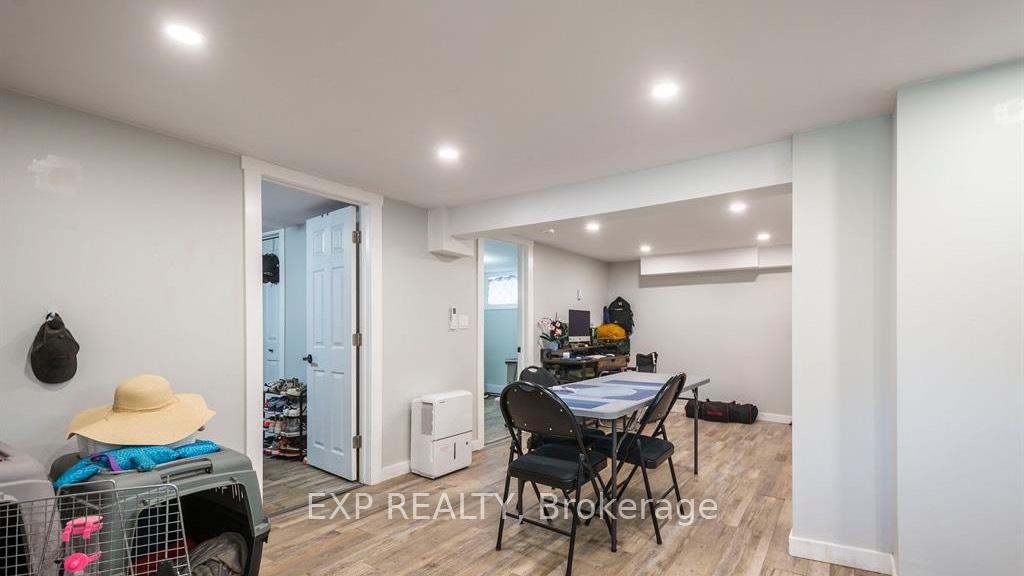 Photo 6 of Unit Unit B, 99 Bay Drive, Belleville, Belleville Ward — HOMEH