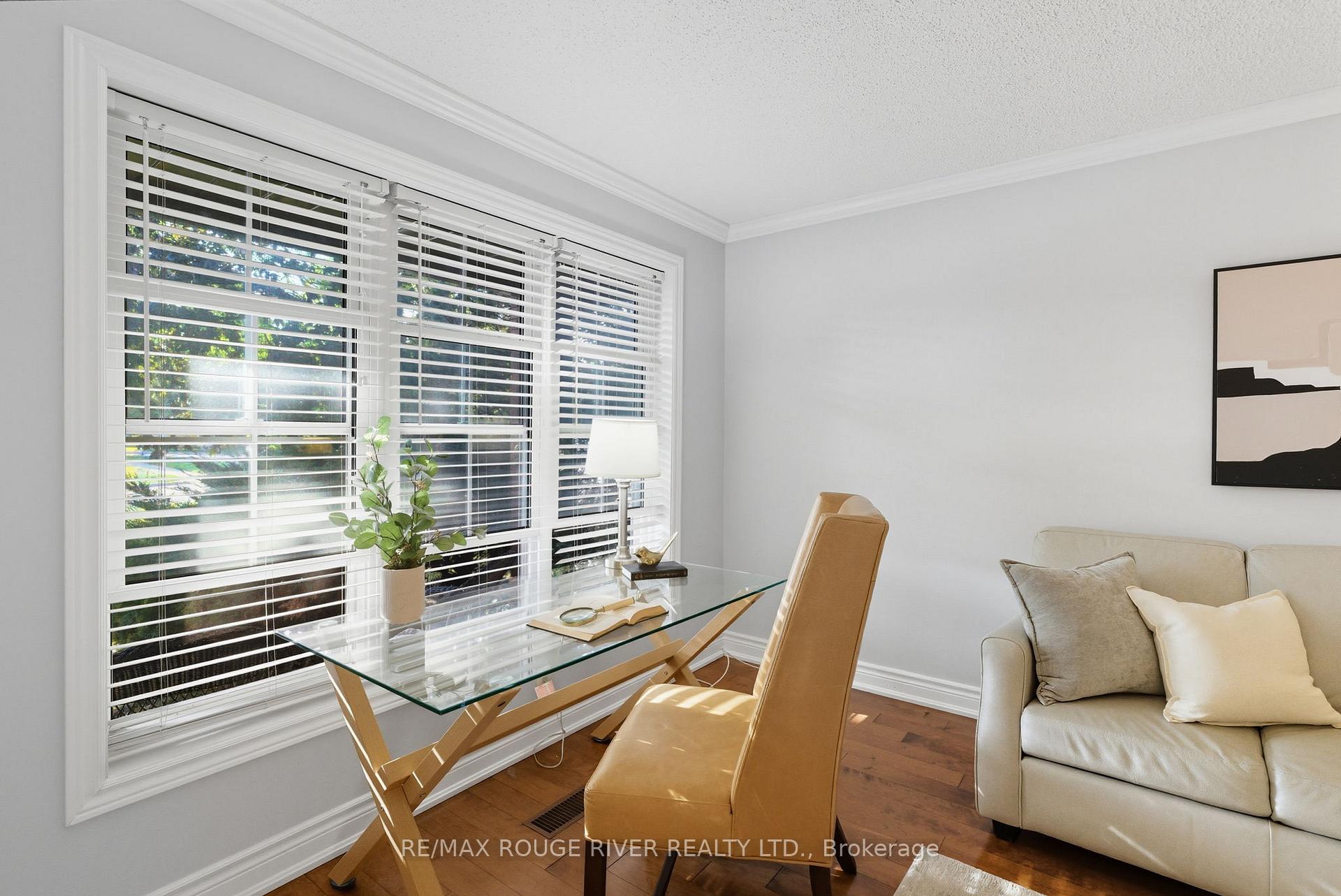 Photo 4 of 1 Broughton Court, Whitby, Pringle Creek — HOMEH