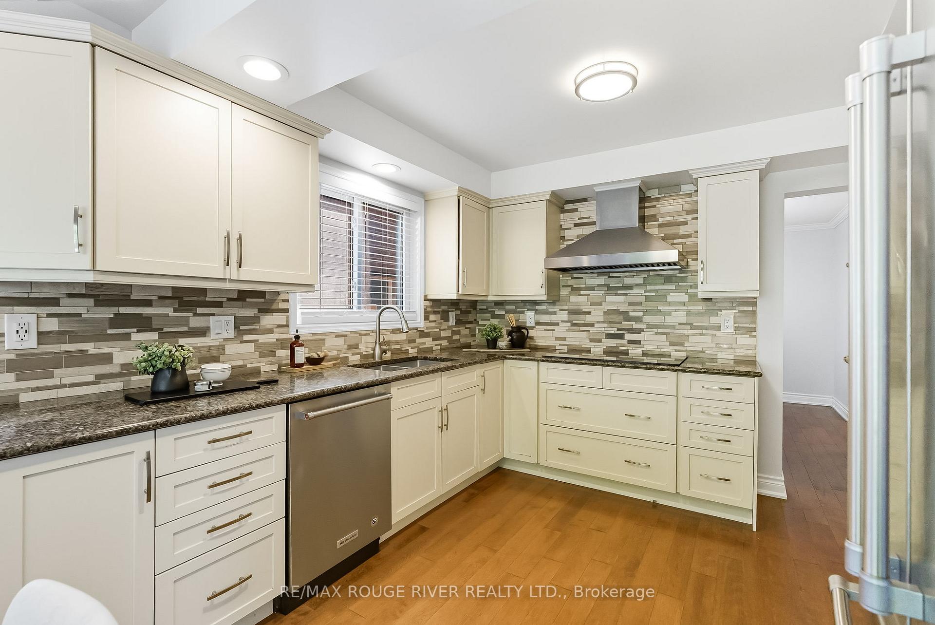 Photo 10 of 1 Broughton Court, Whitby, Pringle Creek — HOMEH