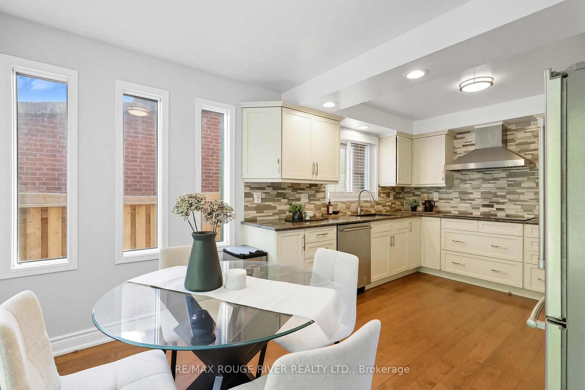 Photo 15 of 1 Broughton Court, Whitby, Pringle Creek — HOMEH