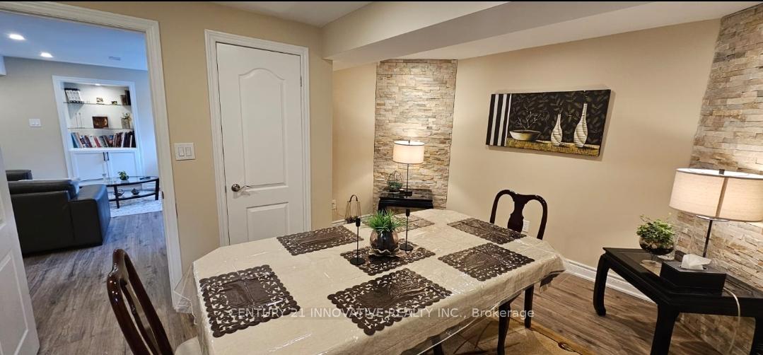 Photo 2 of 19 Darren Avenue, Whitby, Rolling Acres — HOMEH