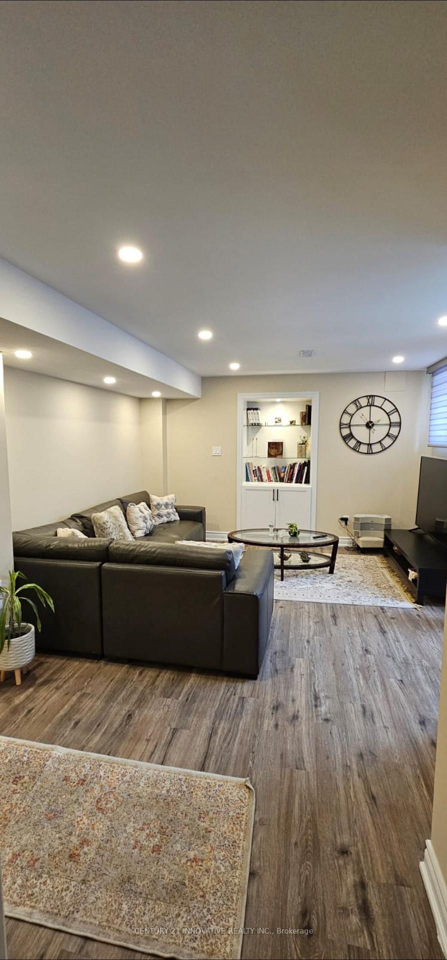 Photo 6 of 19 Darren Avenue, Whitby, Rolling Acres — HOMEH