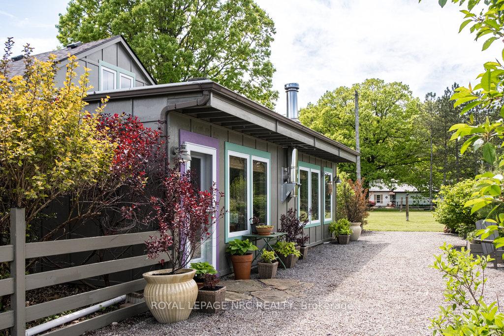 Photo 31 of 998 Ridge Road, Welland, Cooks Mills — HOMEH