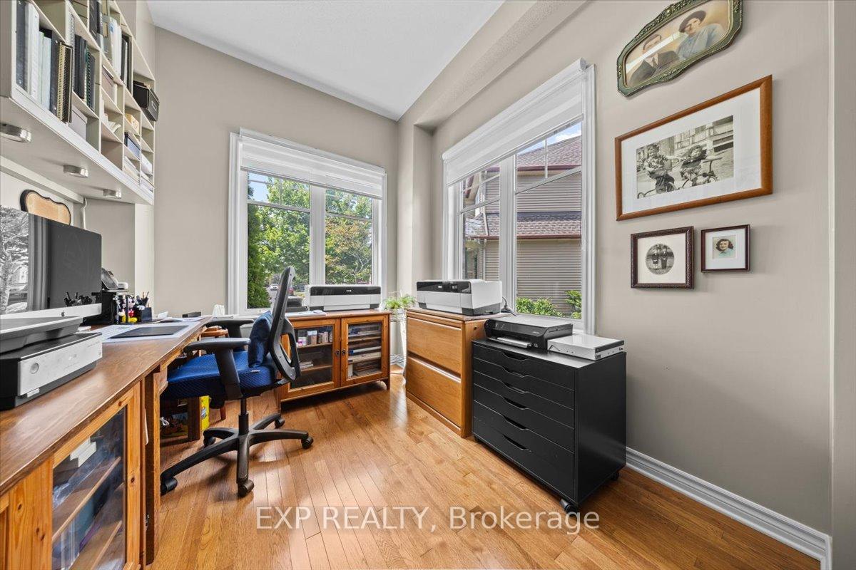 Photo 4 of 176 Flat Sedge Crescent, Ottawa, Blossom Park/Kemp Park/Findlay Creek — HOMEH