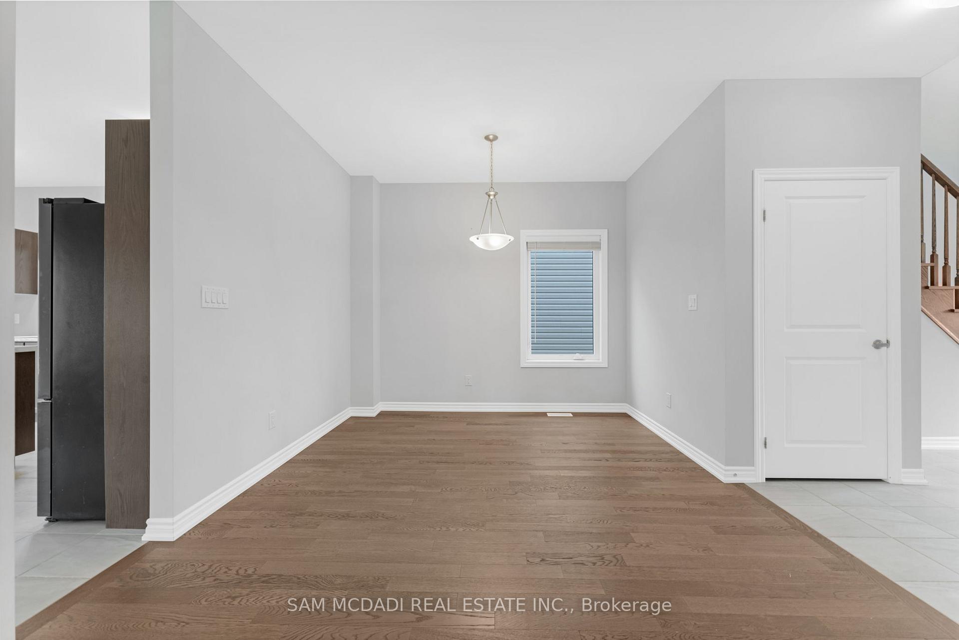 Photo 3 of 94 McCabe Avenue, Welland, Lincoln/Crowland — HOMEH