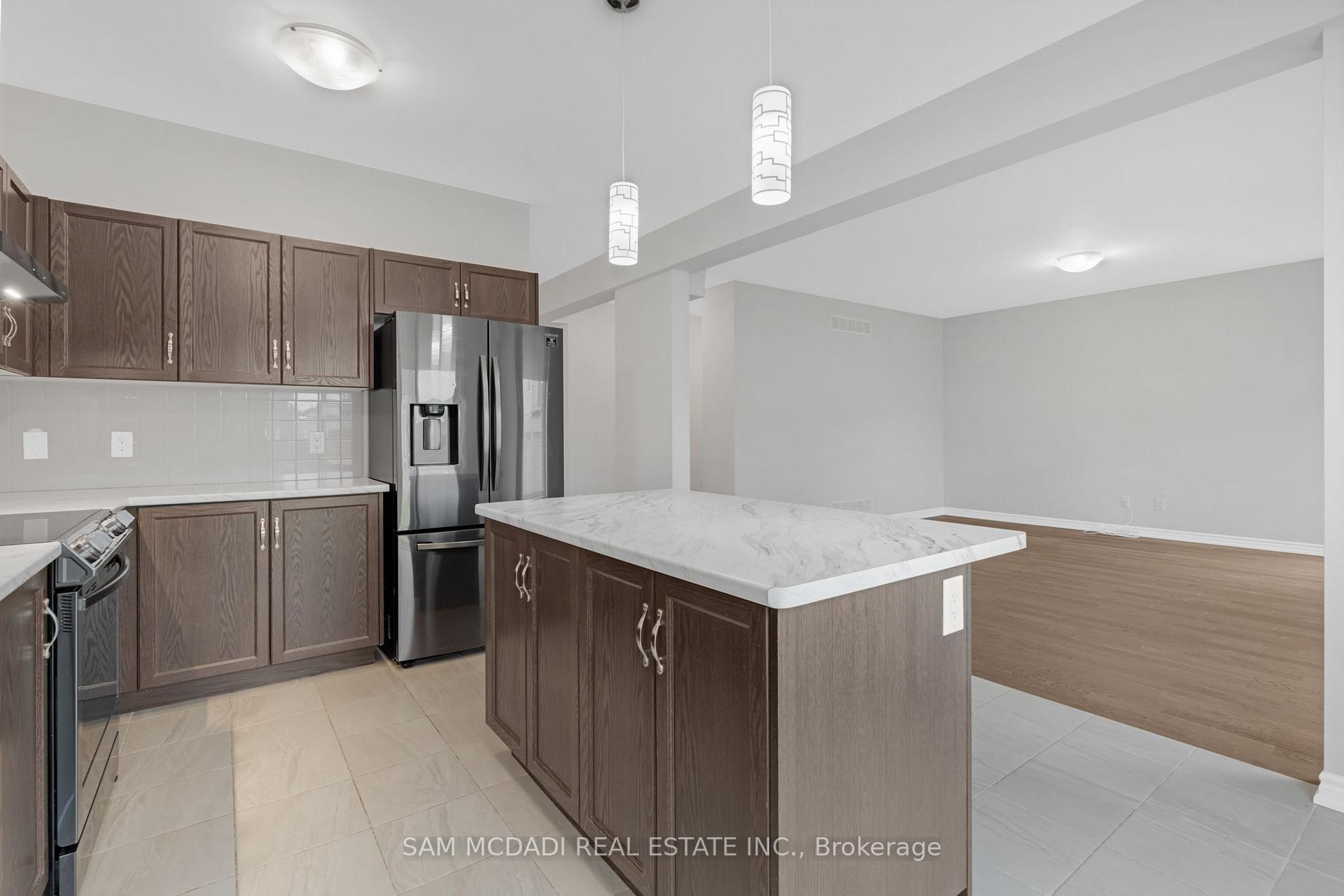Photo 9 of 94 McCabe Avenue, Welland, Lincoln/Crowland — HOMEH