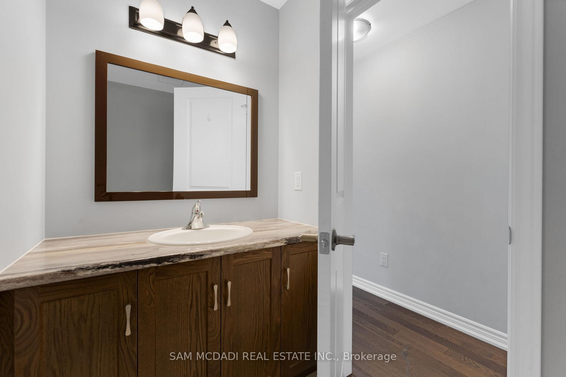 Photo 30 of 94 McCabe Avenue, Welland, Lincoln/Crowland — HOMEH
