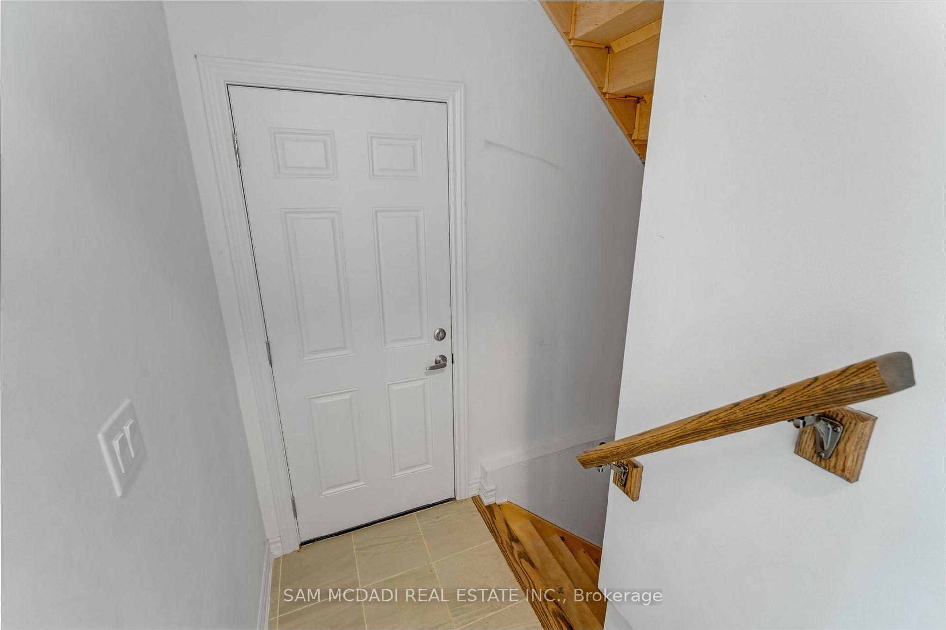 Photo 37 of 94 McCabe Avenue, Welland, Lincoln/Crowland — HOMEH