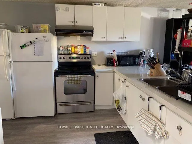 Photo 2 of Unit Room #1, 65 Hickling Trail, Barrie, Grove East — HOMEH