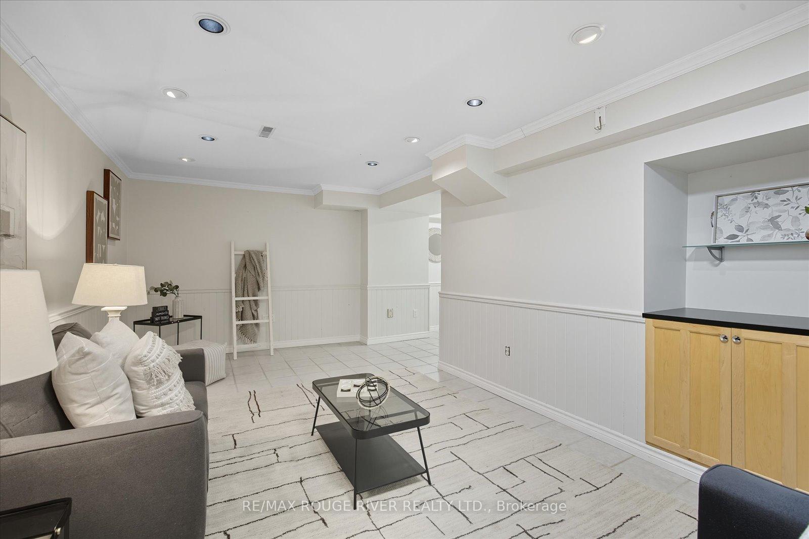 Photo 37 of 14 Erickson Drive, Whitby, Blue Grass Meadows — HOMEH