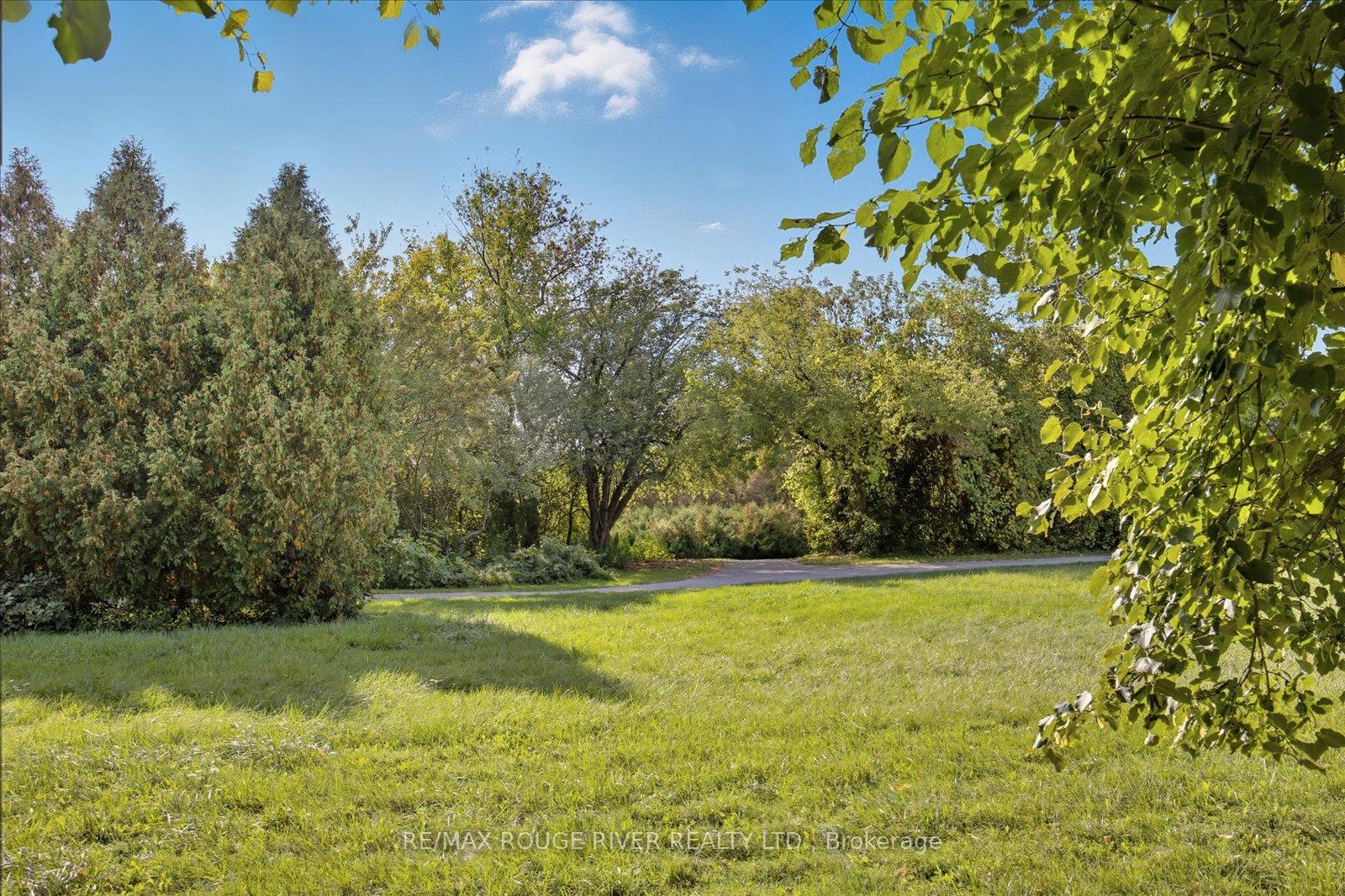 Photo 48 of 14 Erickson Drive, Whitby, Blue Grass Meadows — HOMEH