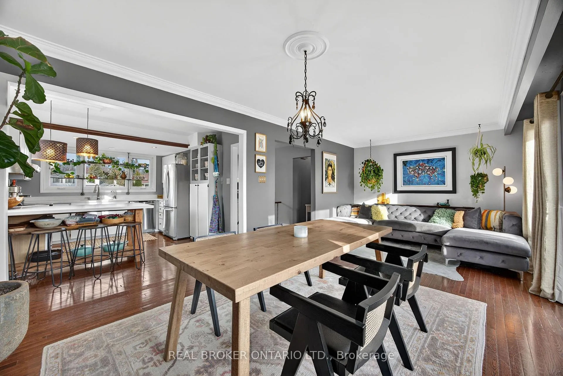 Photo 13 of 7 Varden Crescent, Barrie, Codrington — HOMEH