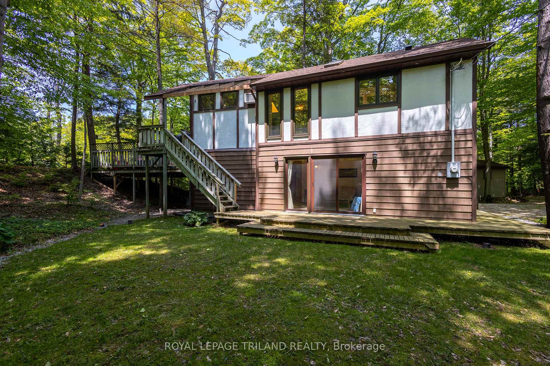 Photo 13 of 75331 Glitter Bay Crescent, Bluewater, Stanley — HOMEH