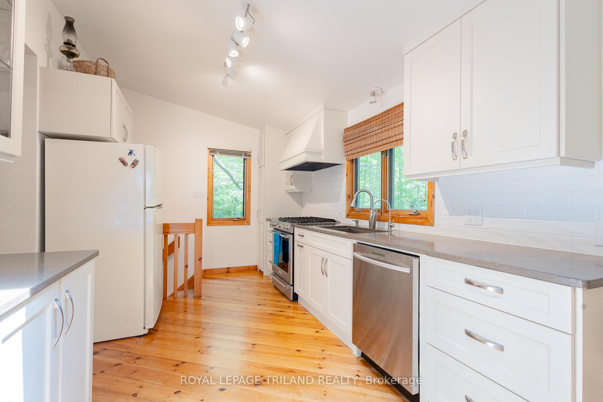 Photo 18 of 75331 Glitter Bay Crescent, Bluewater, Stanley — HOMEH