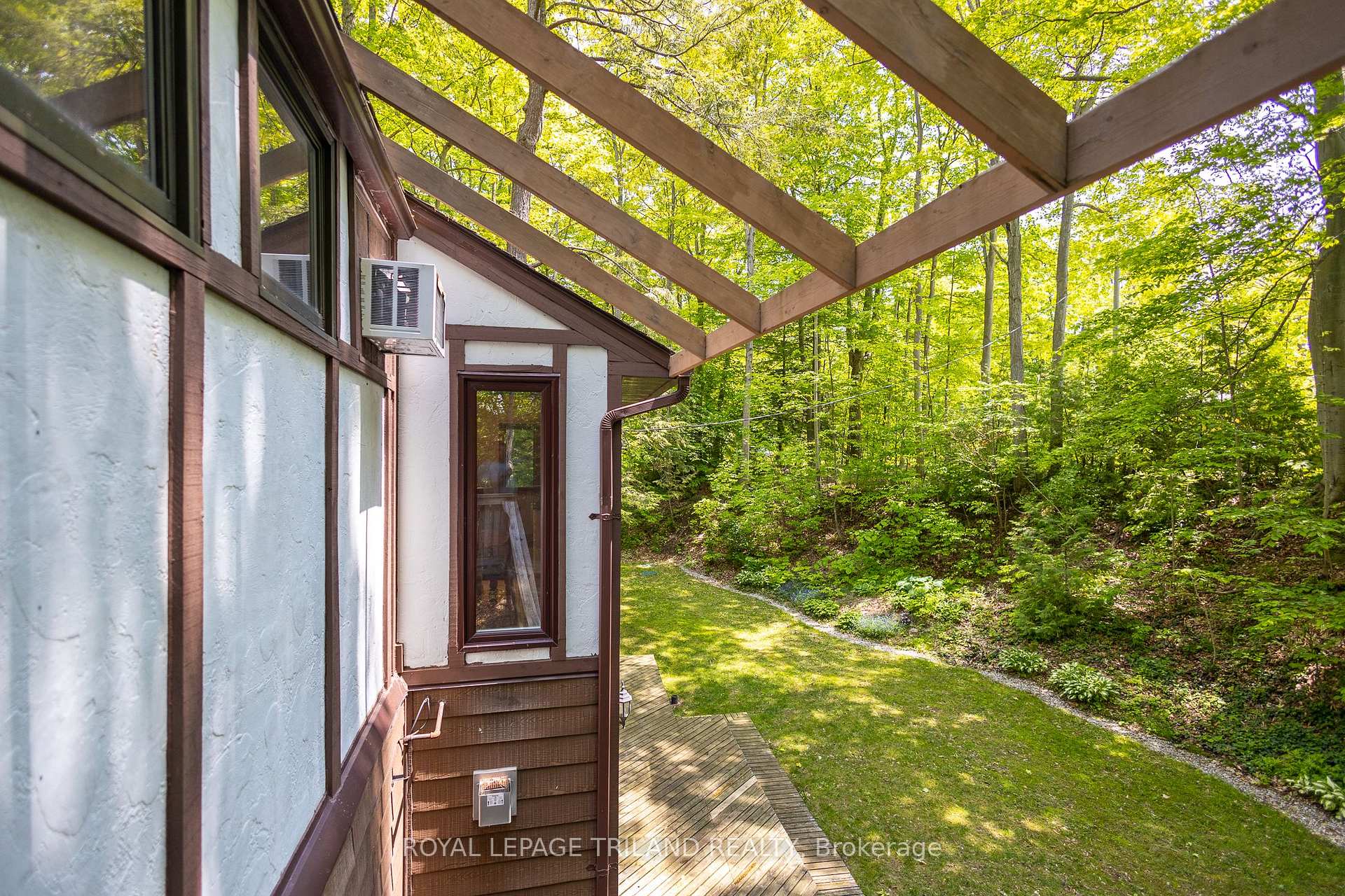 Photo 42 of 75331 Glitter Bay Crescent, Bluewater, Stanley — HOMEH