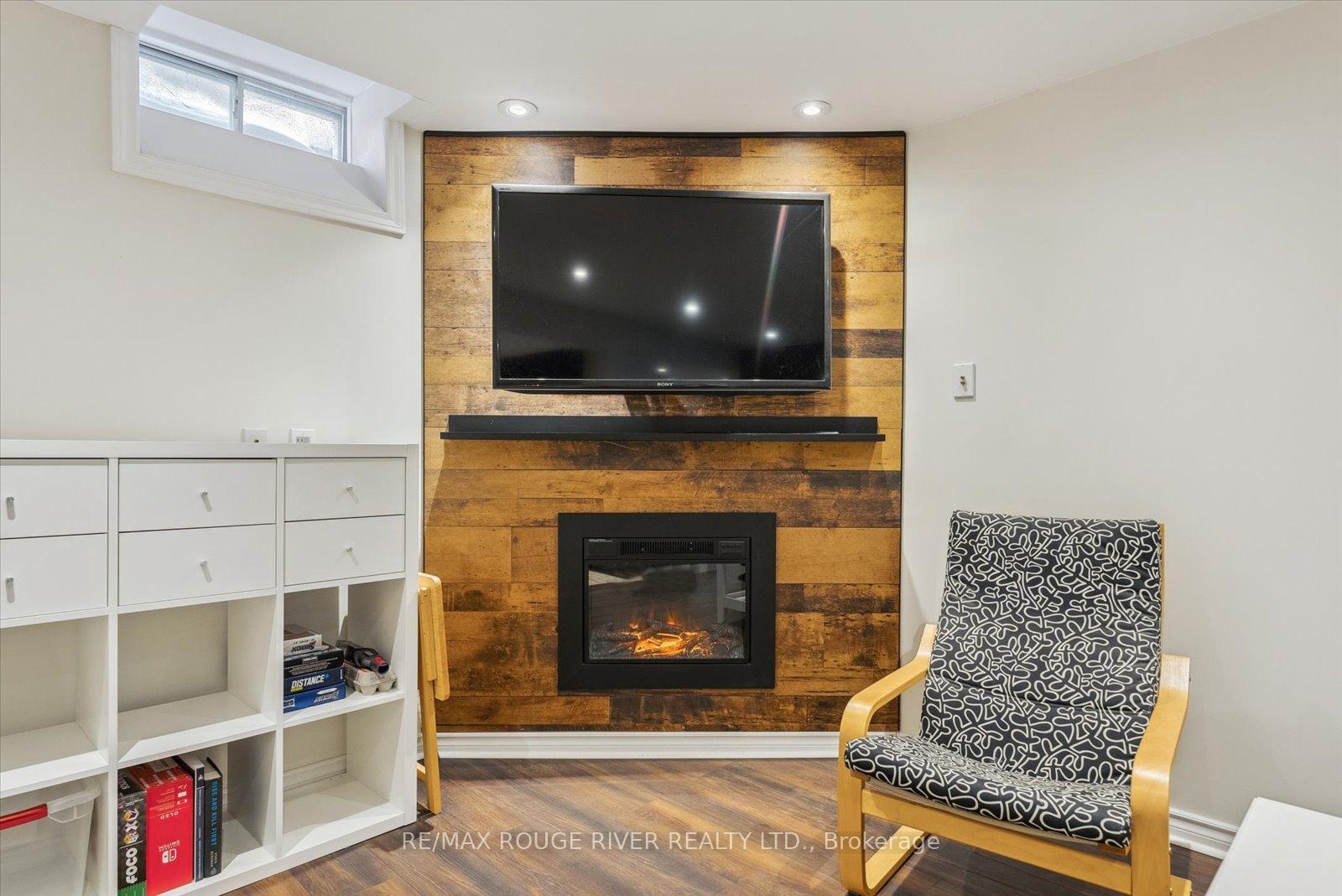 Photo 9 of Unit Bsmt, 36 Eldridge Place, Whitby, Pringle Creek — HOMEH