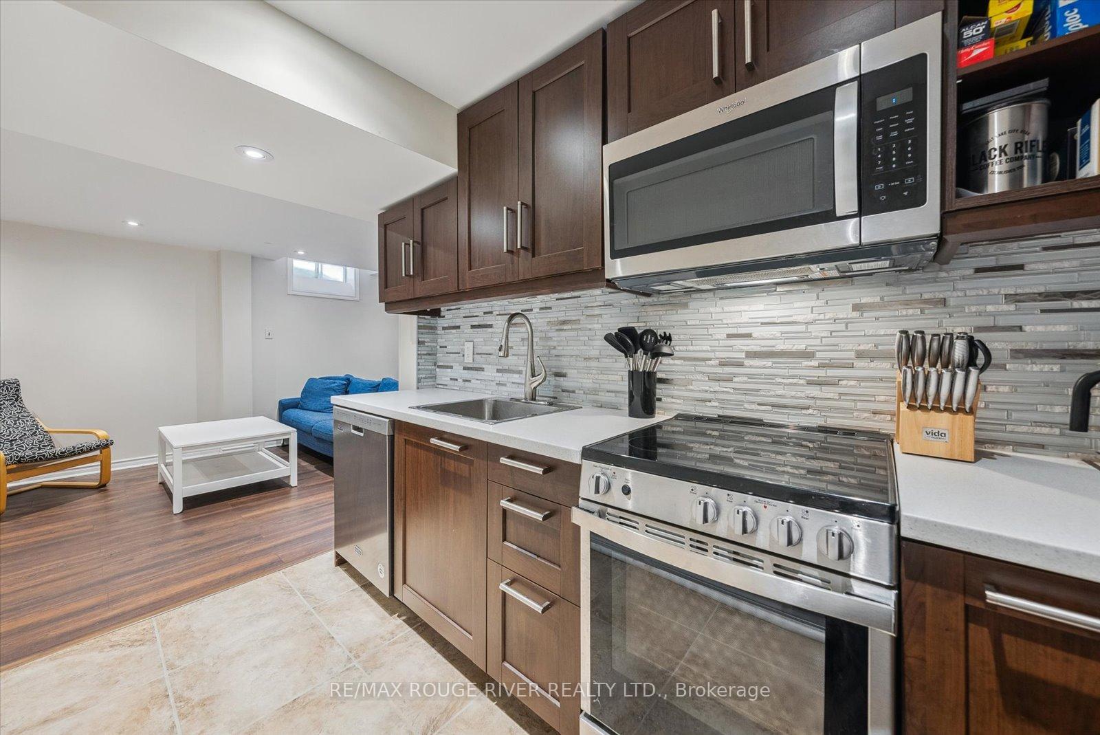 Photo 12 of Unit Bsmt, 36 Eldridge Place, Whitby, Pringle Creek — HOMEH