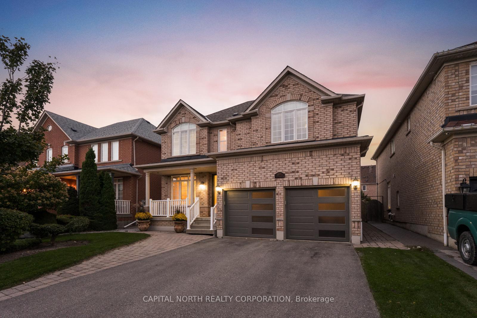 Photo 2 of 598 Fossil Hill Road, Vaughan, Vellore Village — HOMEH