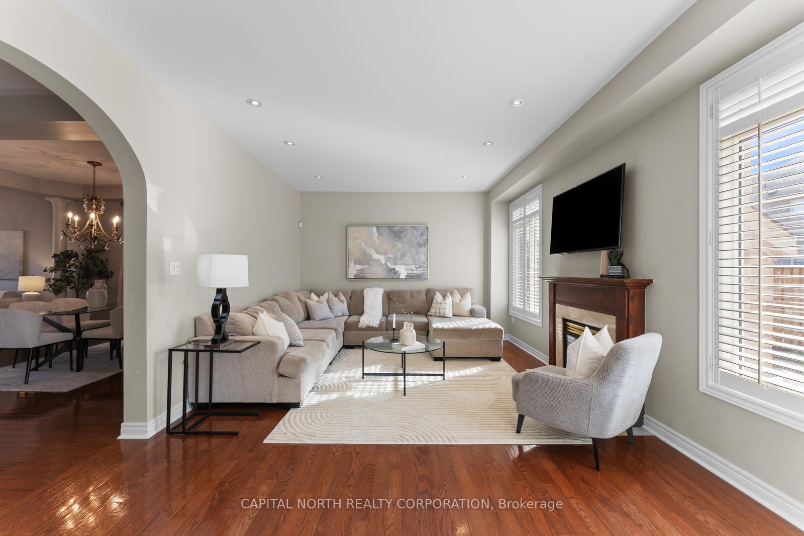 Photo 15 of 598 Fossil Hill Road, Vaughan, Vellore Village — HOMEH
