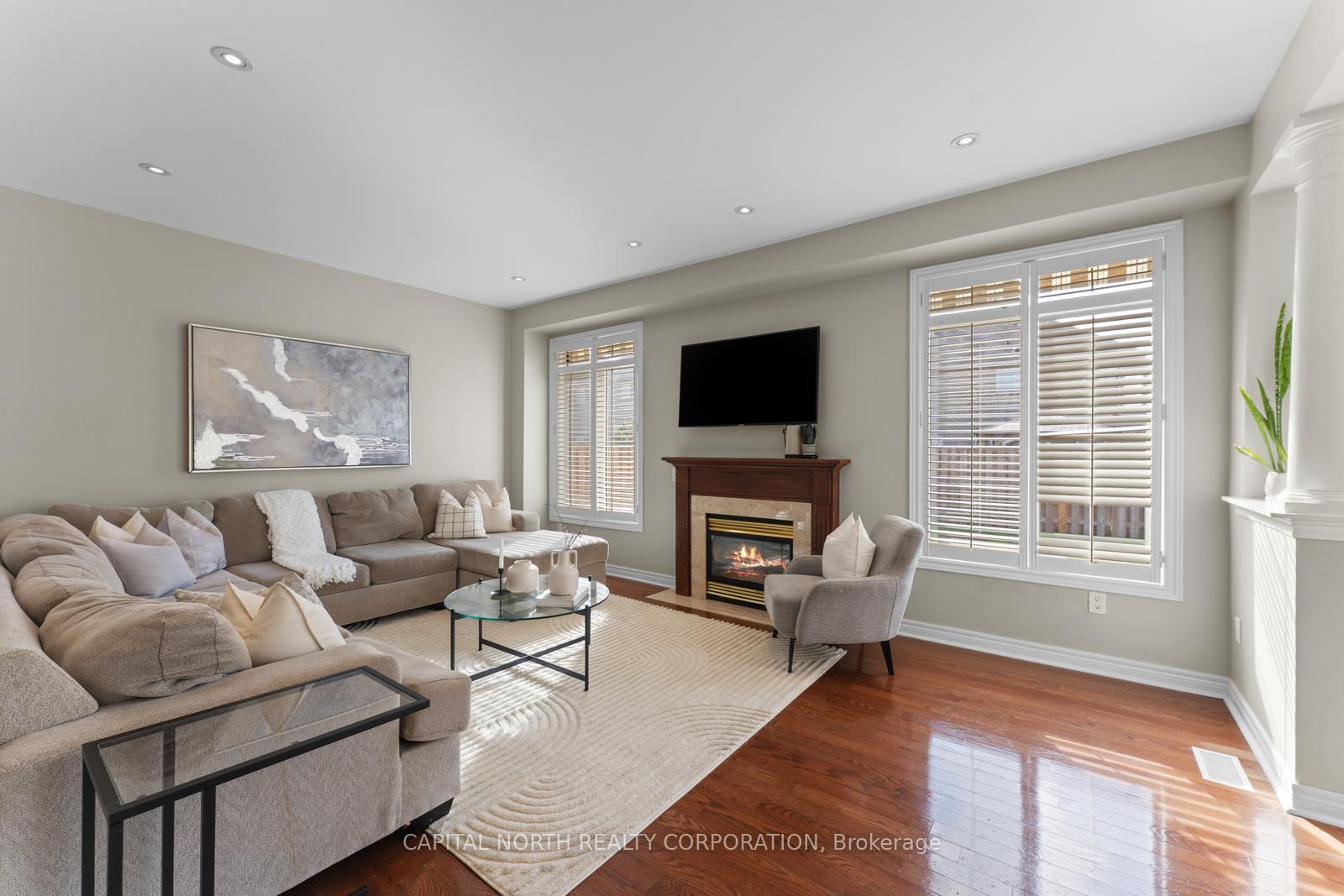 Photo 16 of 598 Fossil Hill Road, Vaughan, Vellore Village — HOMEH