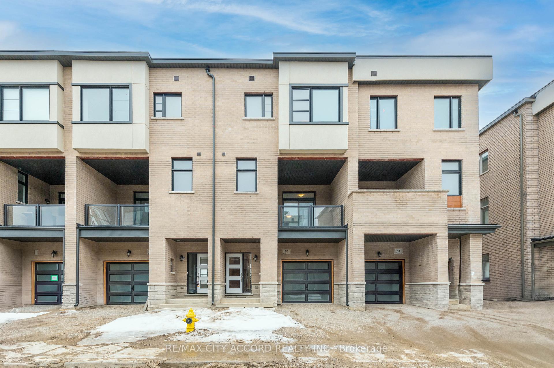 Photo 1 of 87 Inverary Crescent, Vaughan, Elder Mills — HOMEH