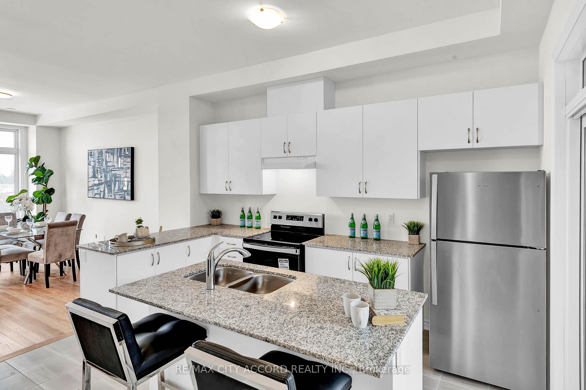Photo 11 of 87 Inverary Crescent, Vaughan, Elder Mills — HOMEH