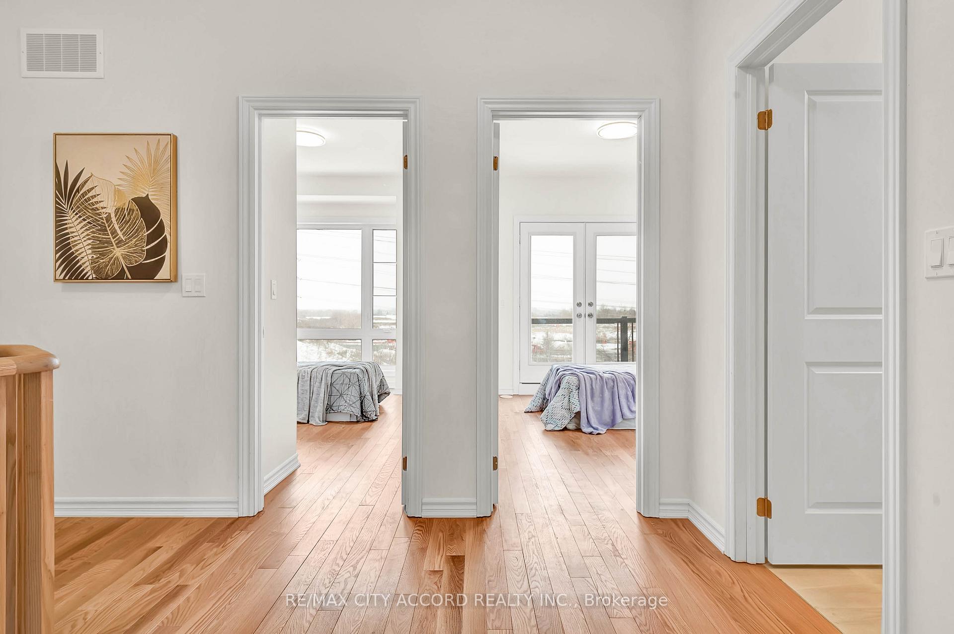 Photo 23 of 87 Inverary Crescent, Vaughan, Elder Mills — HOMEH