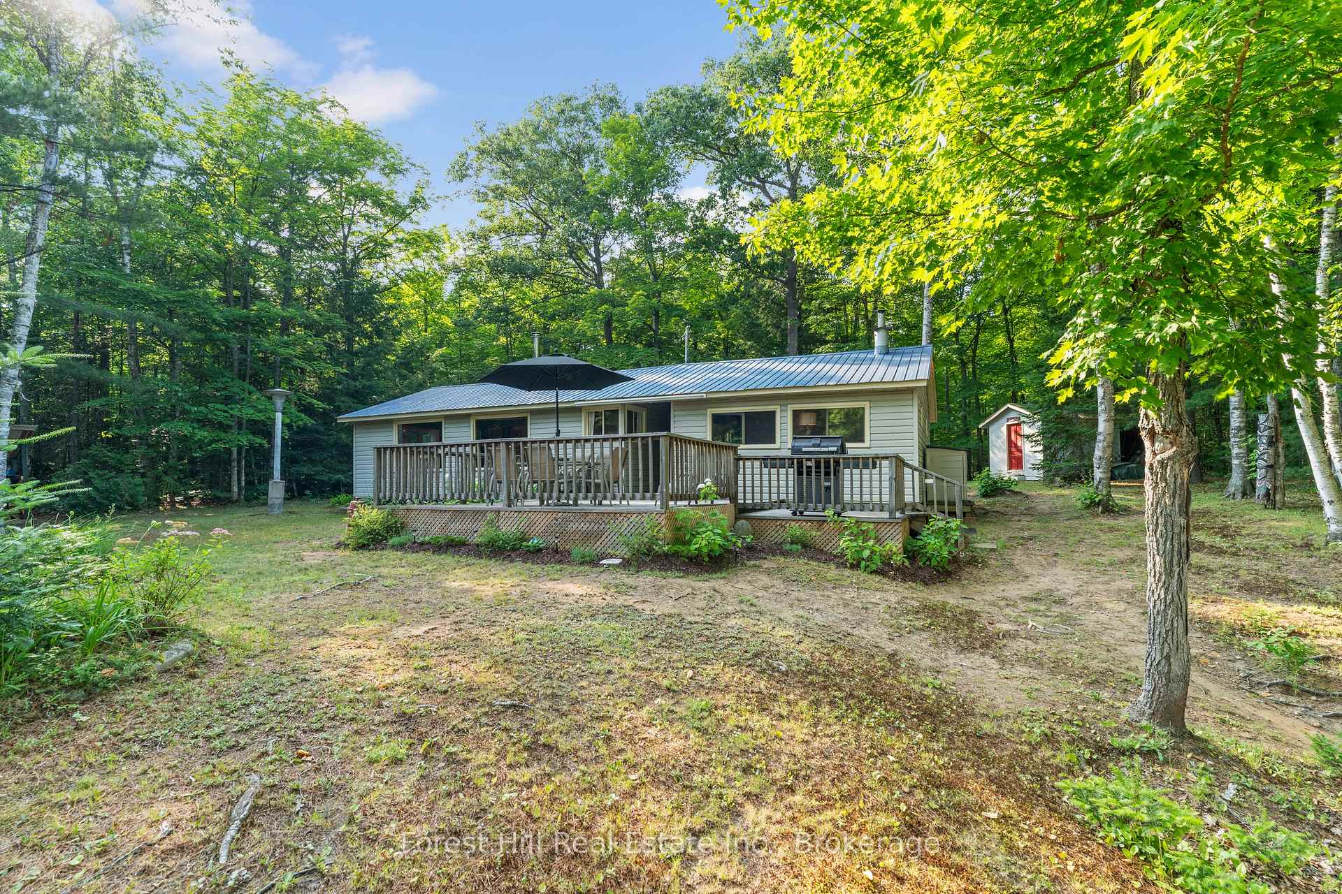 Photo 2 of 1008 Summit Drive, Algonquin Highlands, Sherborne — HOMEH
