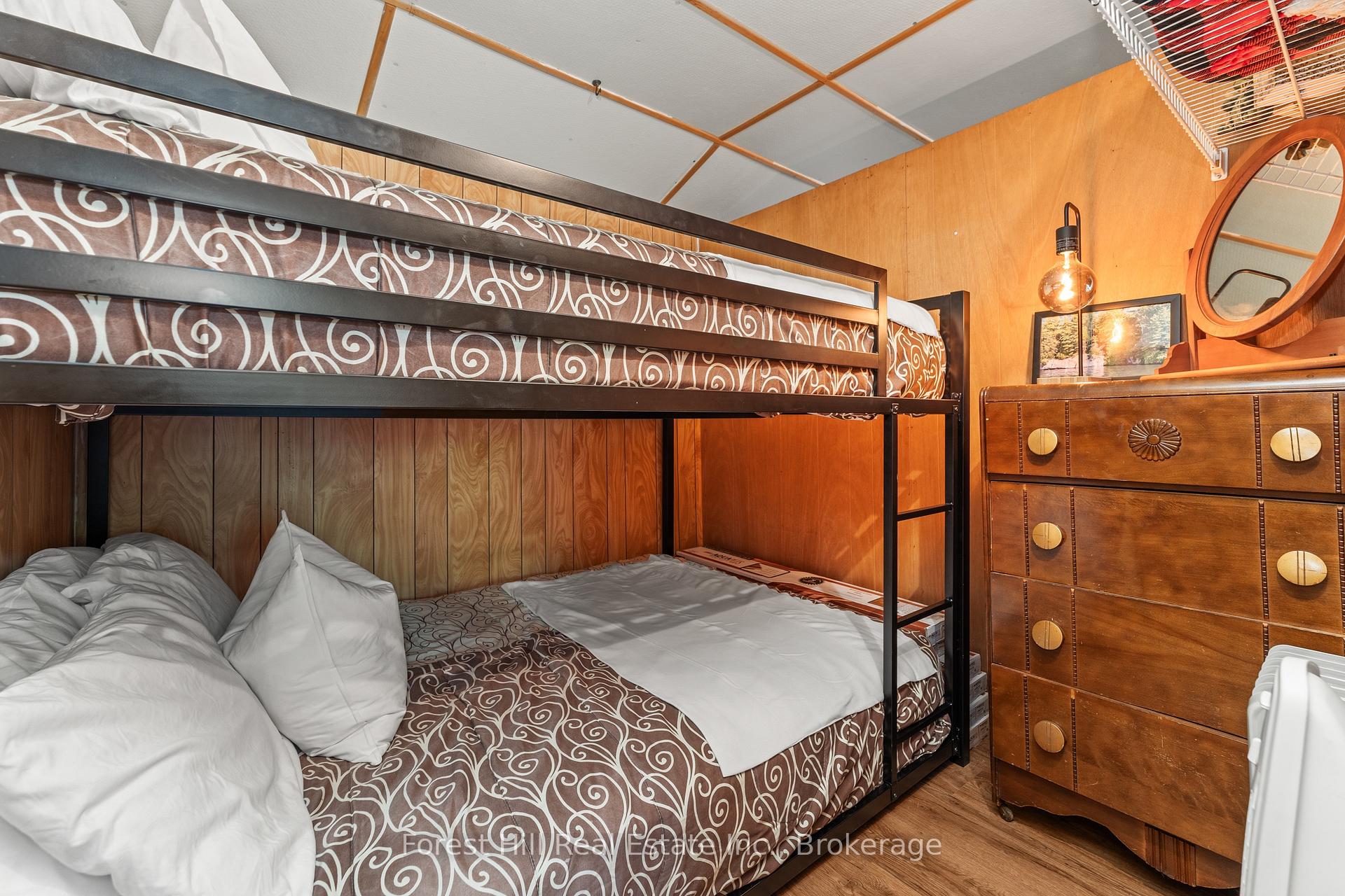 Photo 16 of 1008 Summit Drive, Algonquin Highlands, Sherborne — HOMEH