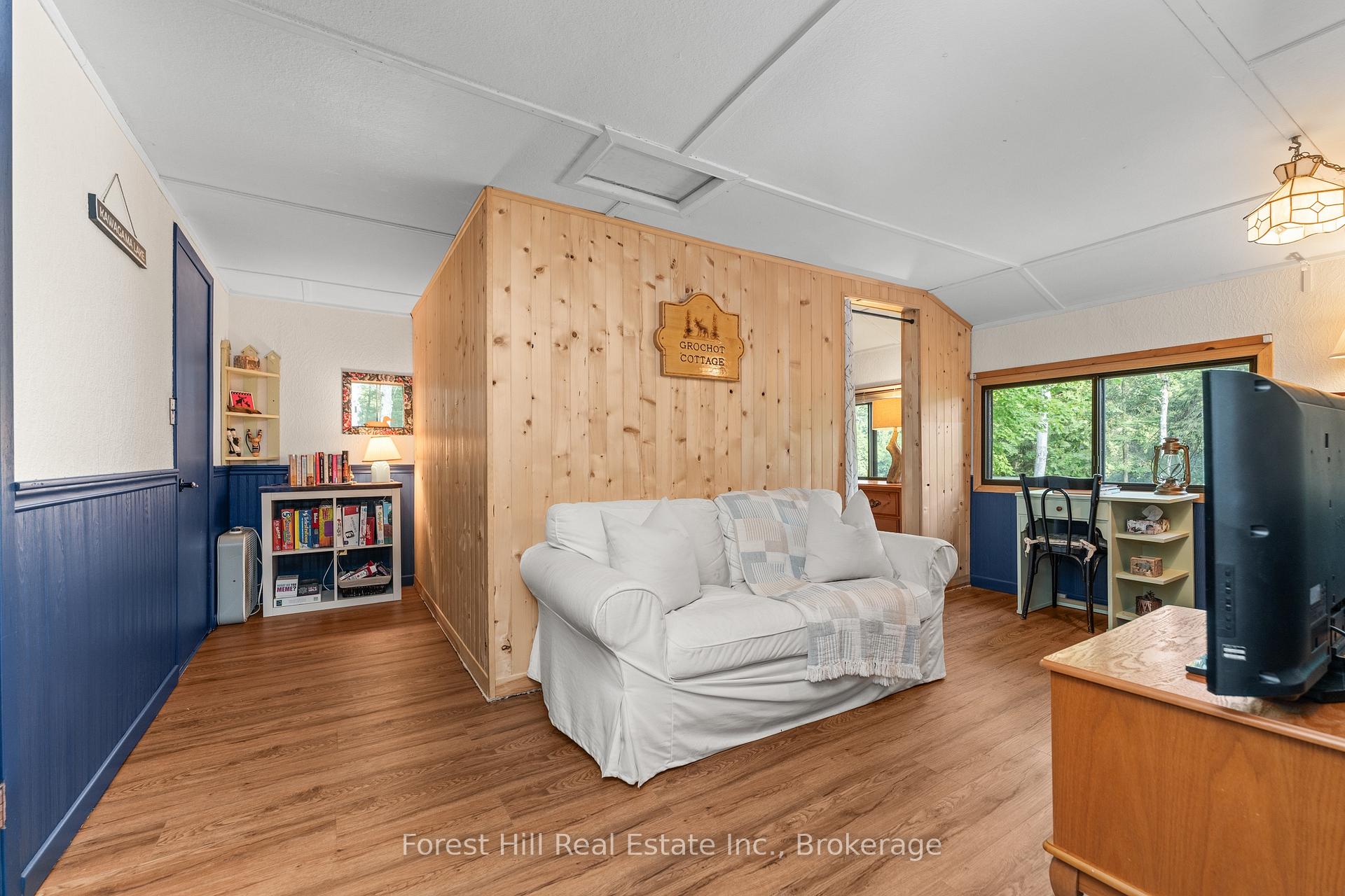Photo 14 of 1008 Summit Drive, Algonquin Highlands, Sherborne — HOMEH