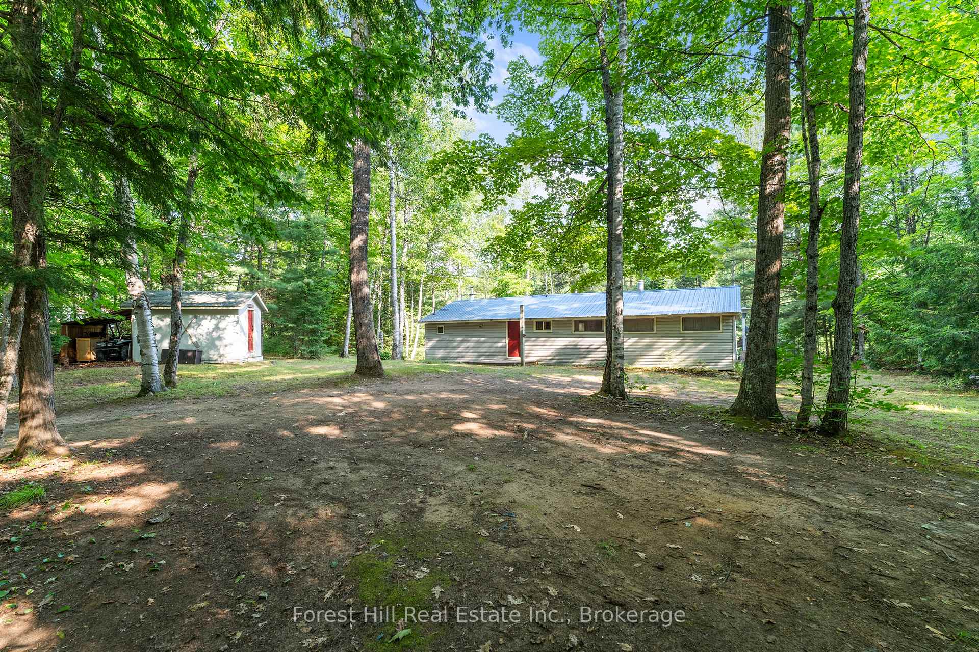 Photo 35 of 1008 Summit Drive, Algonquin Highlands, Sherborne — HOMEH