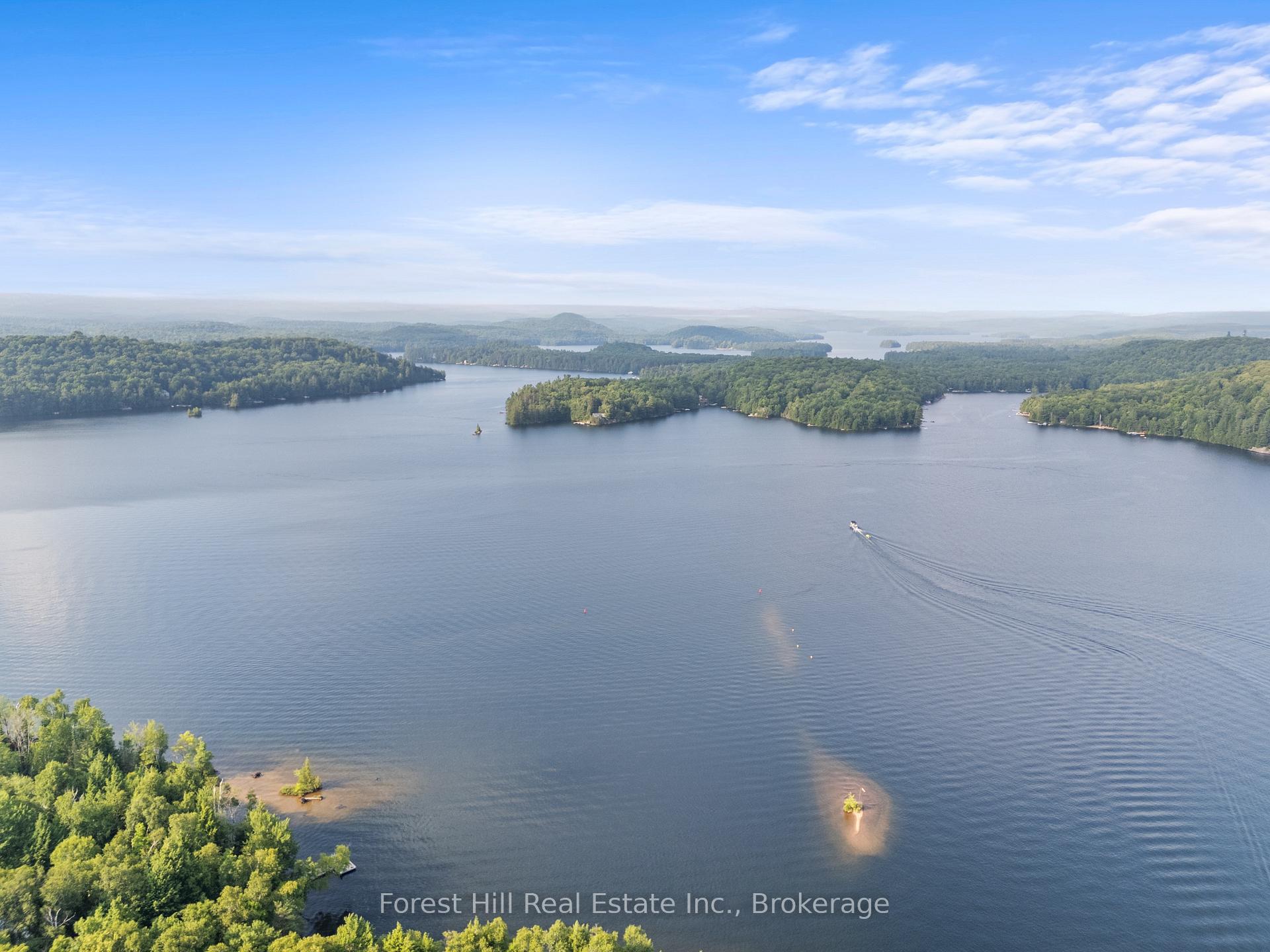 Photo 38 of 1008 Summit Drive, Algonquin Highlands, Sherborne — HOMEH