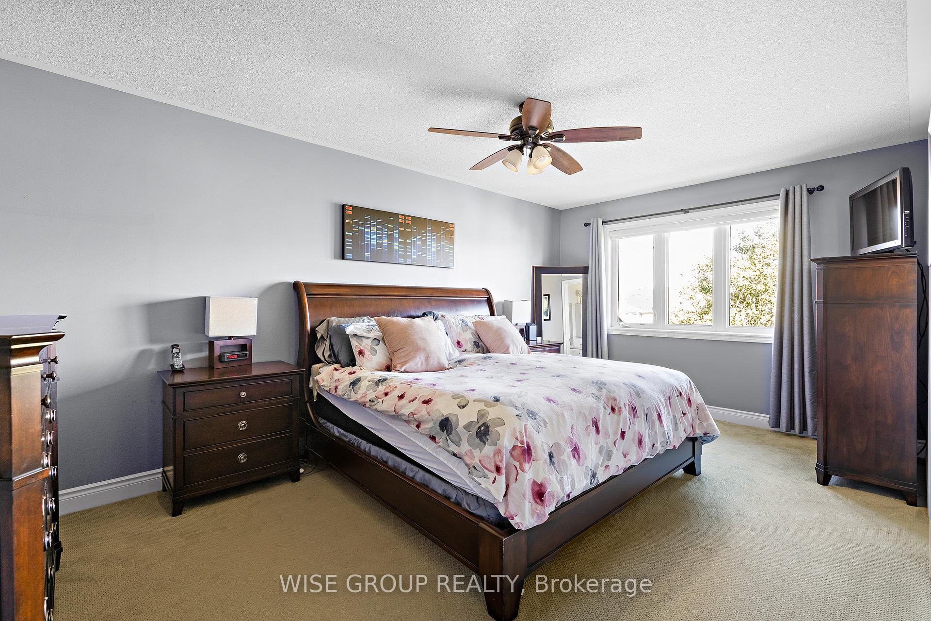 Photo 10 of 52 Mintwood Road, Vaughan, Patterson — HOMEH