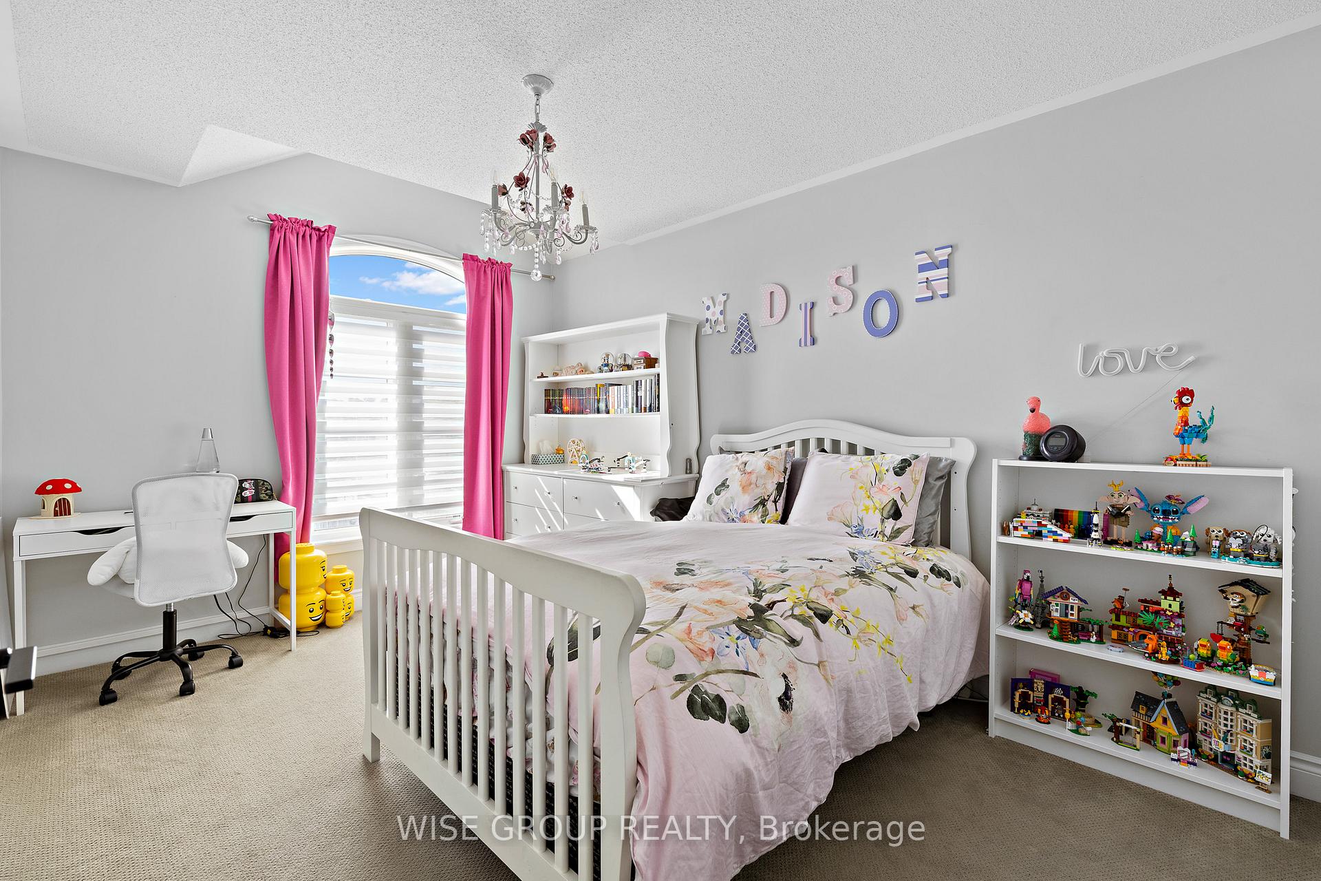 Photo 13 of 52 Mintwood Road, Vaughan, Patterson — HOMEH