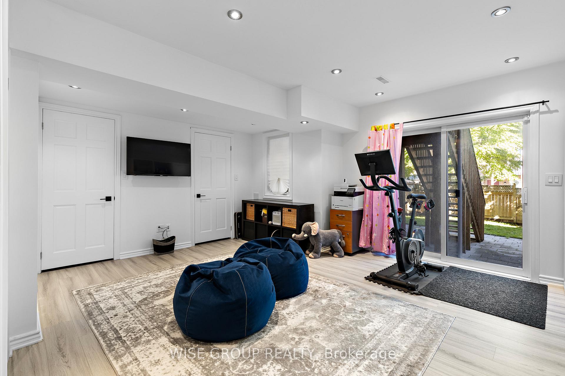 Photo 16 of 52 Mintwood Road, Vaughan, Patterson — HOMEH