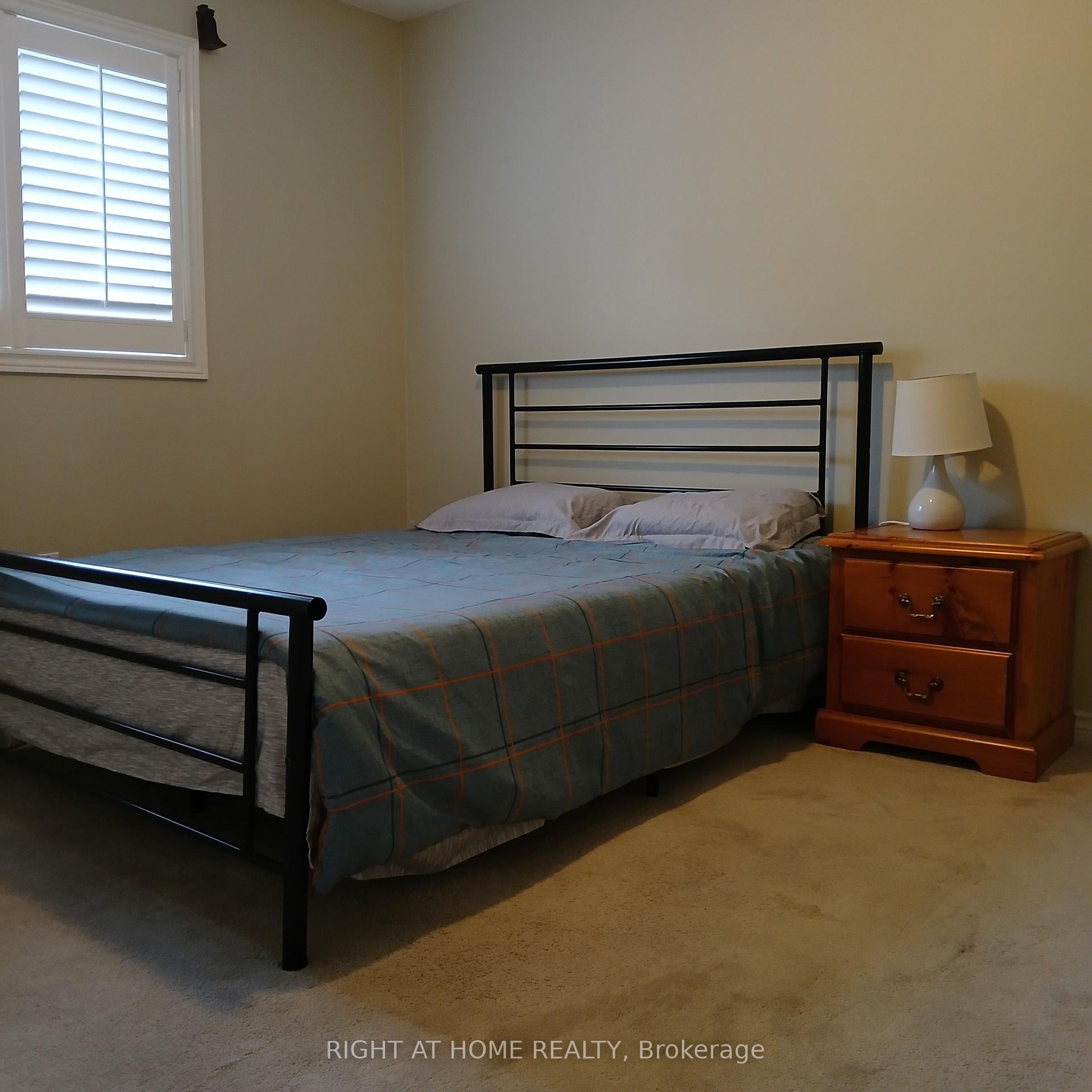 Photo 9 of 61 Patrick Drive, Whitby, Pringle Creek — HOMEH
