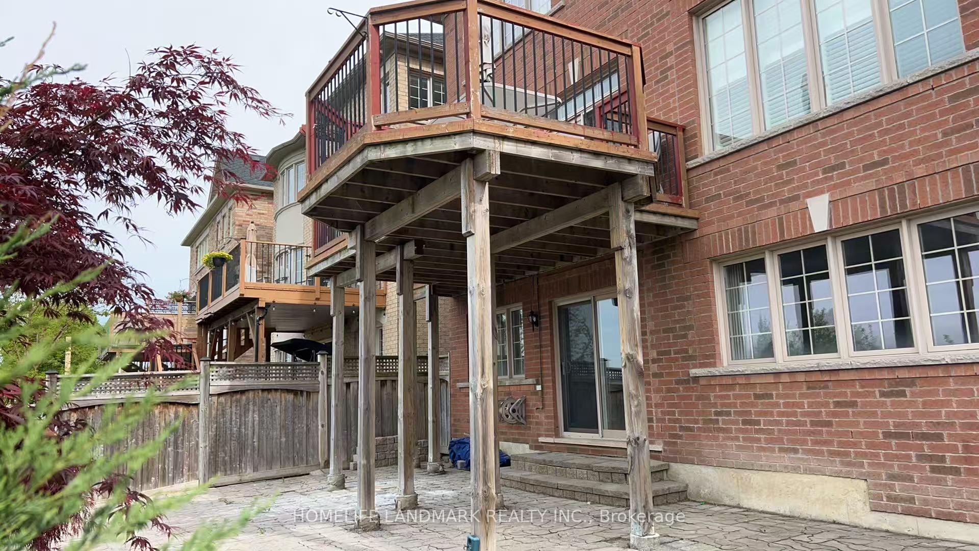 Photo 12 of 122 Santa Amato Crescent, Vaughan, Patterson — HOMEH