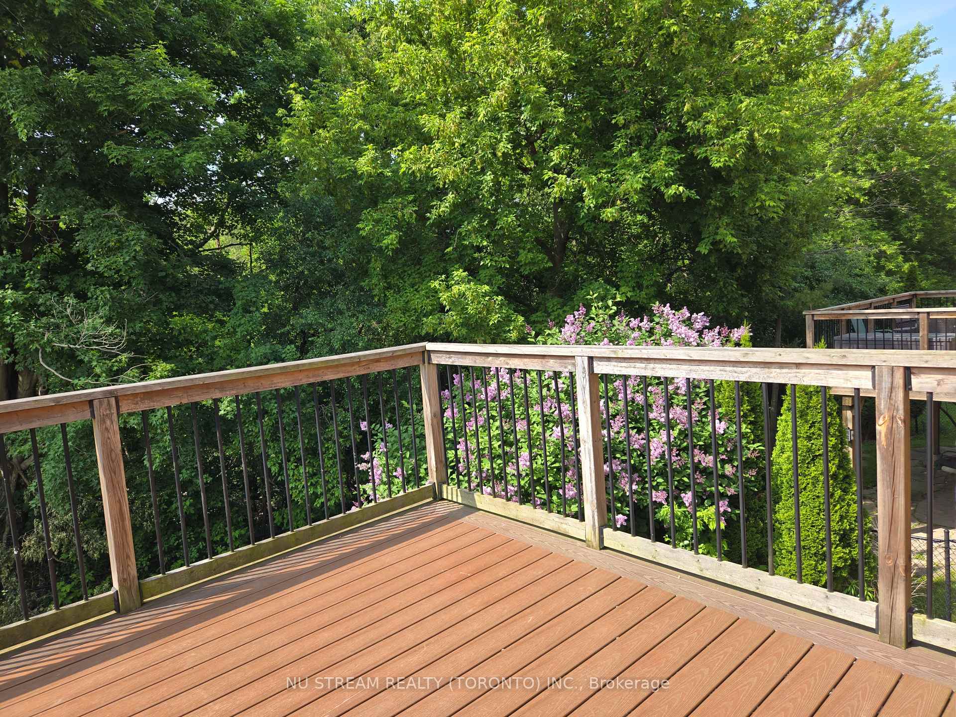 Photo 10 of 50 Deerglen Terrace, Aurora, Aurora Grove — HOMEH