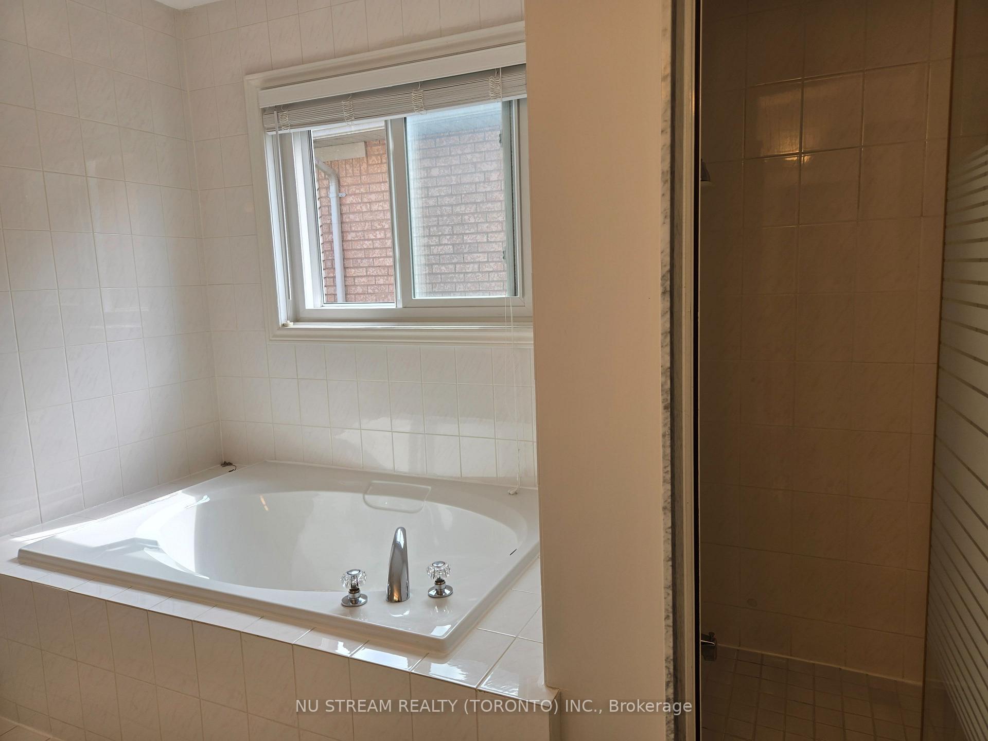 Photo 14 of 50 Deerglen Terrace, Aurora, Aurora Grove — HOMEH