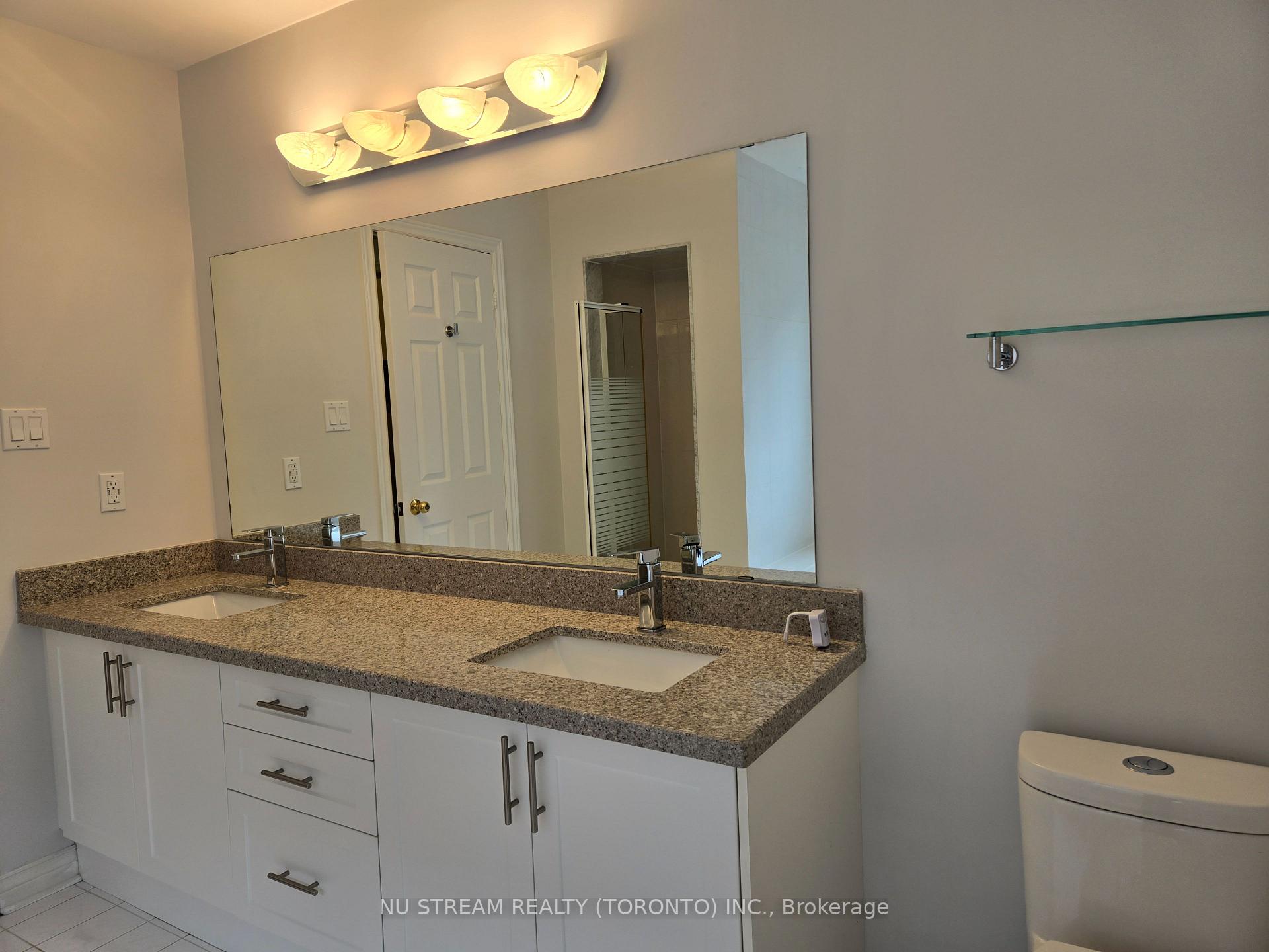 Photo 15 of 50 Deerglen Terrace, Aurora, Aurora Grove — HOMEH