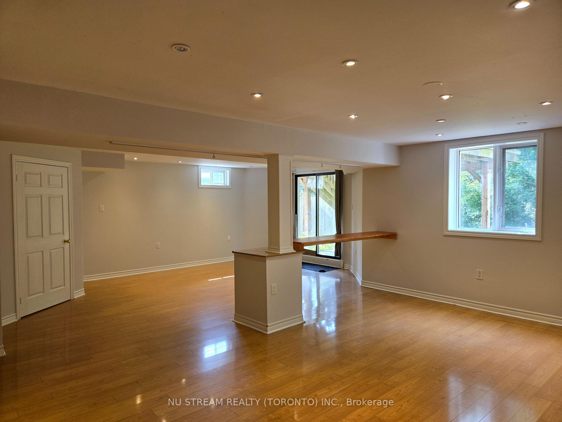 Photo 16 of 50 Deerglen Terrace, Aurora, Aurora Grove — HOMEH