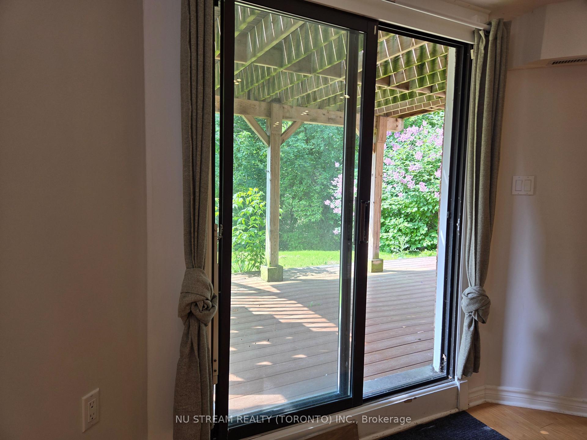Photo 20 of 50 Deerglen Terrace, Aurora, Aurora Grove — HOMEH
