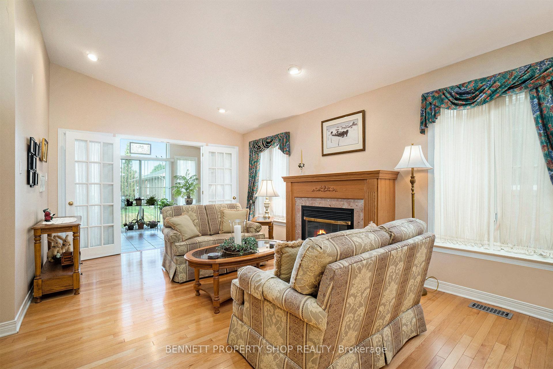 Photo 20 of 813 Hot Springs Way, Ottawa, Riverside South/Gloucester Glen — HOMEH